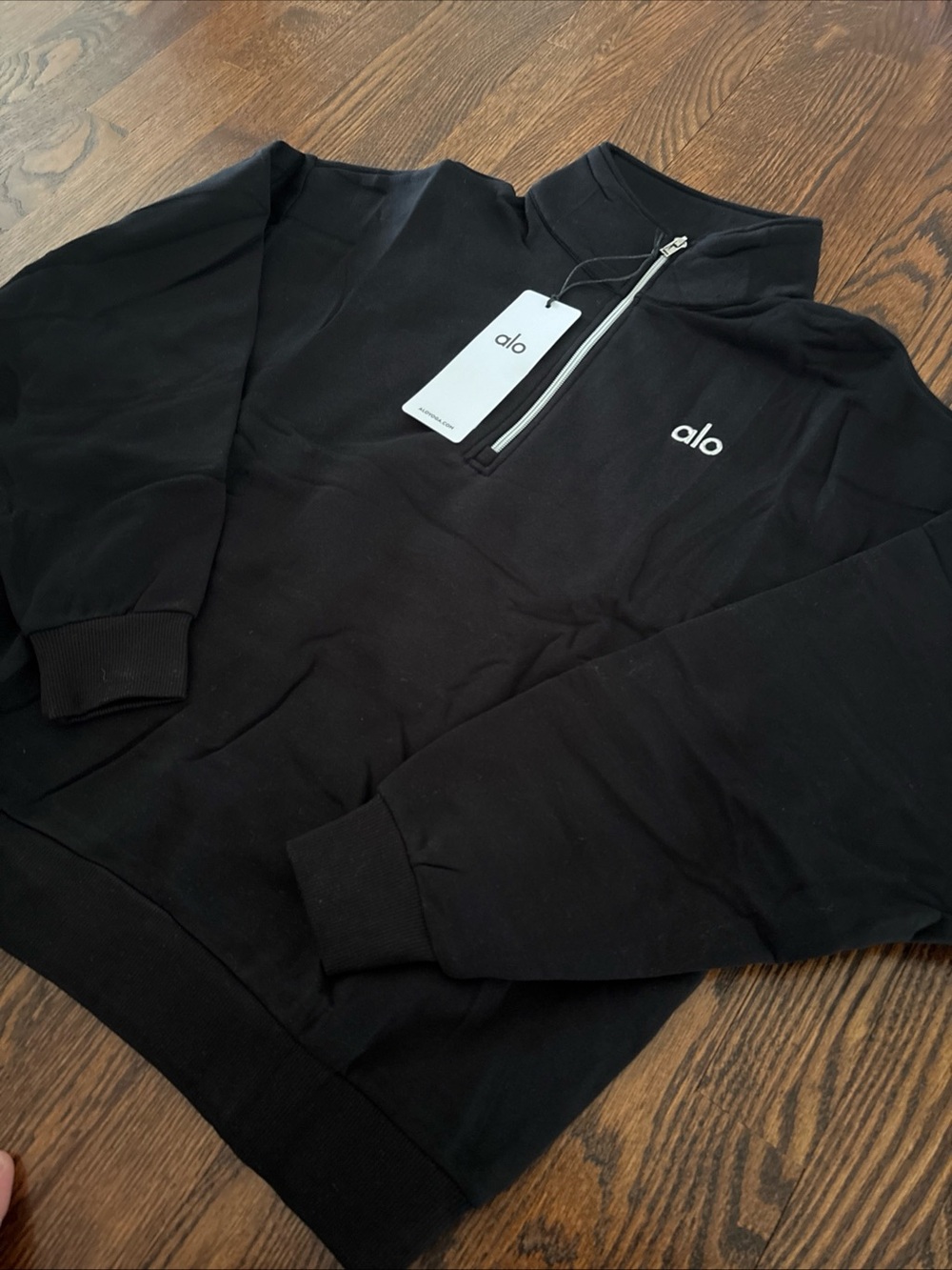 ALO Yoga Men’s Black Half-Zip Pullover Sweatshirt - Picture 2 of 9